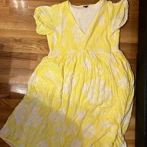 Torrid Midi Swiss Dot Shirred Dress Yellow Size 3 NWOT
